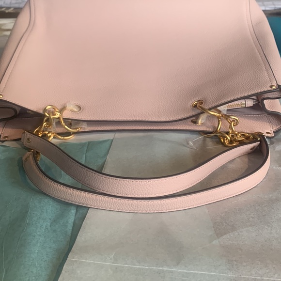 TORY BURCH EVERLY TOTE BAG. Pebbled leather. Color; Shell pink/652 - Picture 7 of 8